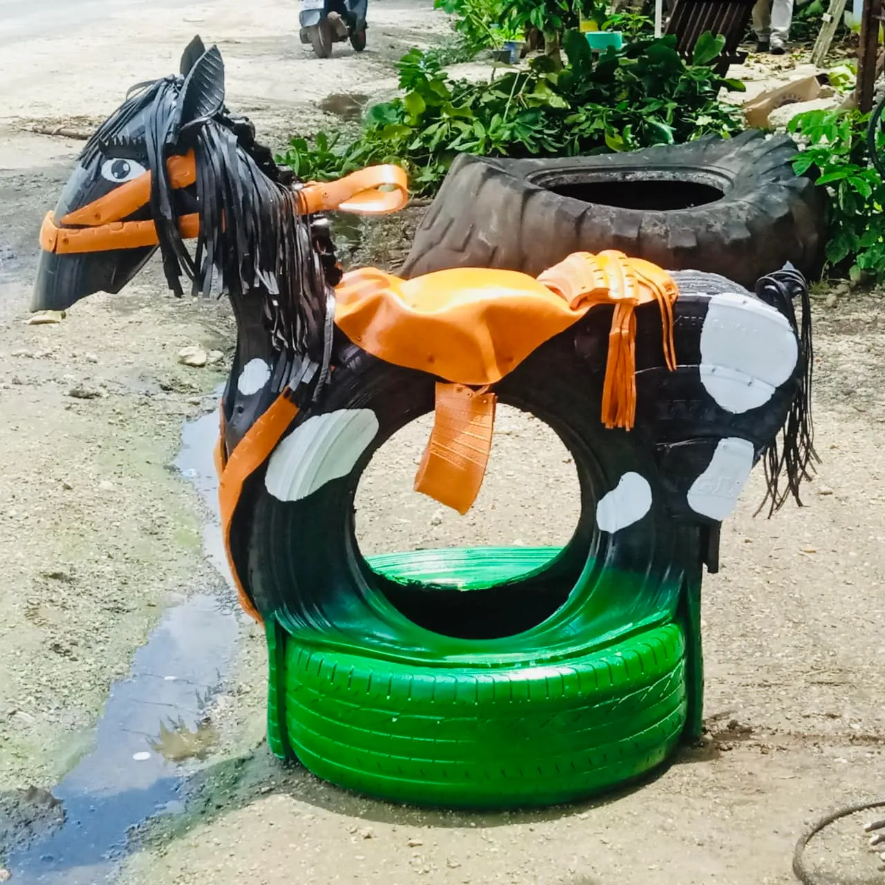 Artesanías en Llantas Dajeci